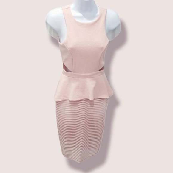 Dresses & Skirts - NEW! BLUSH CUTOUT SIDES MIDI DRESS (S/M)